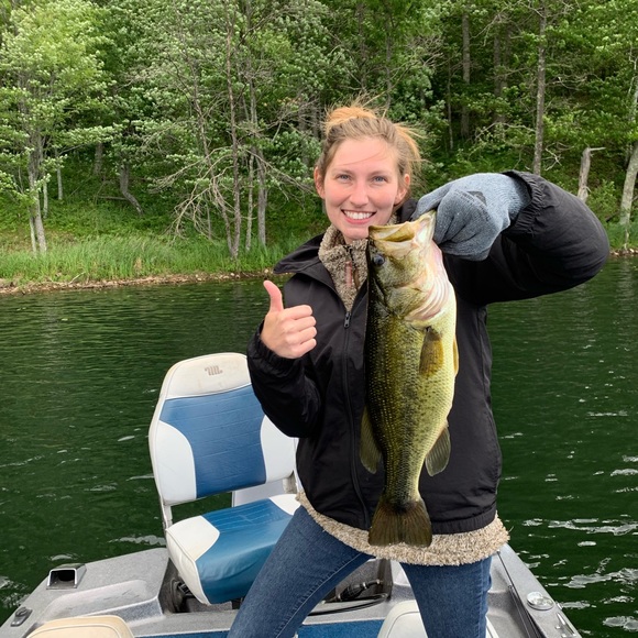 Meet your Posher, Cassondra - Picture 3 of 5